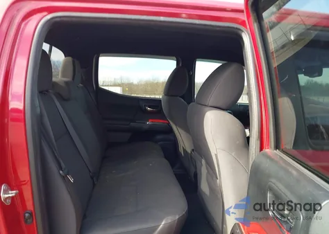 2017 Toyota Tacoma Trd Sport z USA, uszkodzony, nr VIN 3TMCZ5ANXHM064792